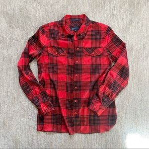 Red plaid top